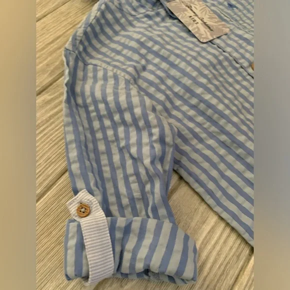 Tommy Bahama Kids Button Down and Hoddie Casual Shirt - Picture 4 of 10